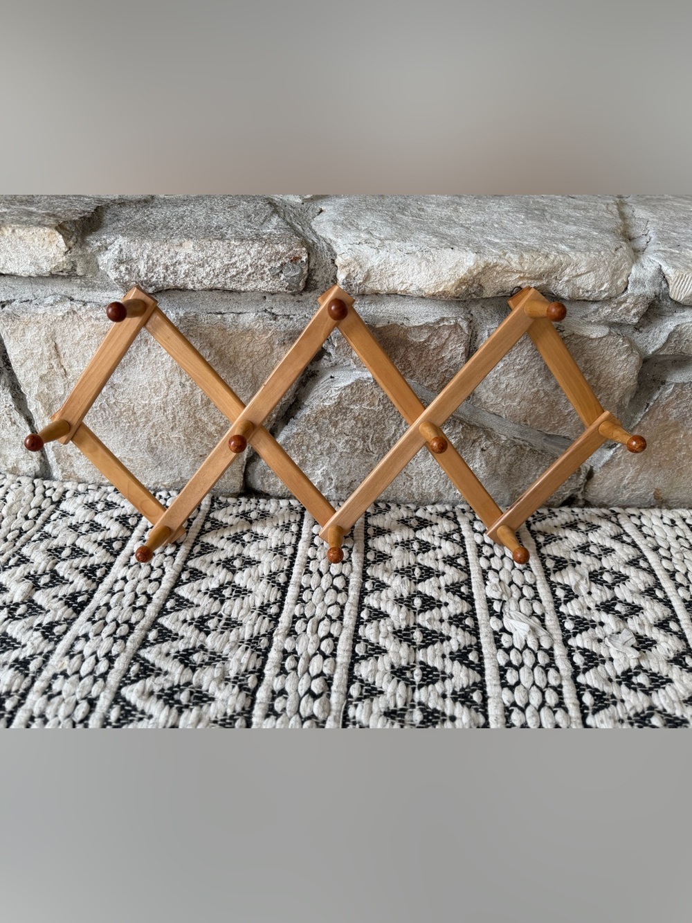 Darling Wood Expandable Wall Peg Rack